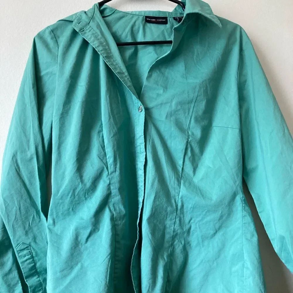 Womens New York & Company Button Down Shirt